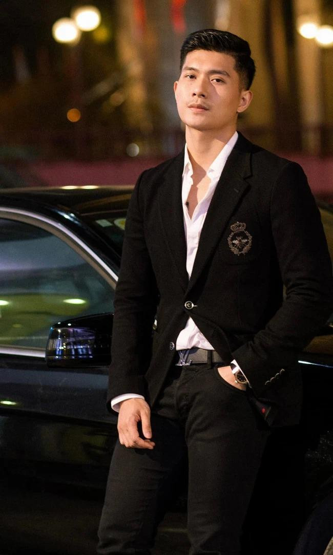 Lâm Bảo Châu lịch lãm trong Thương Ngày Nắng Về Lâm Bảo Châu lịch lãm trong Thương Ngày Nắng Về