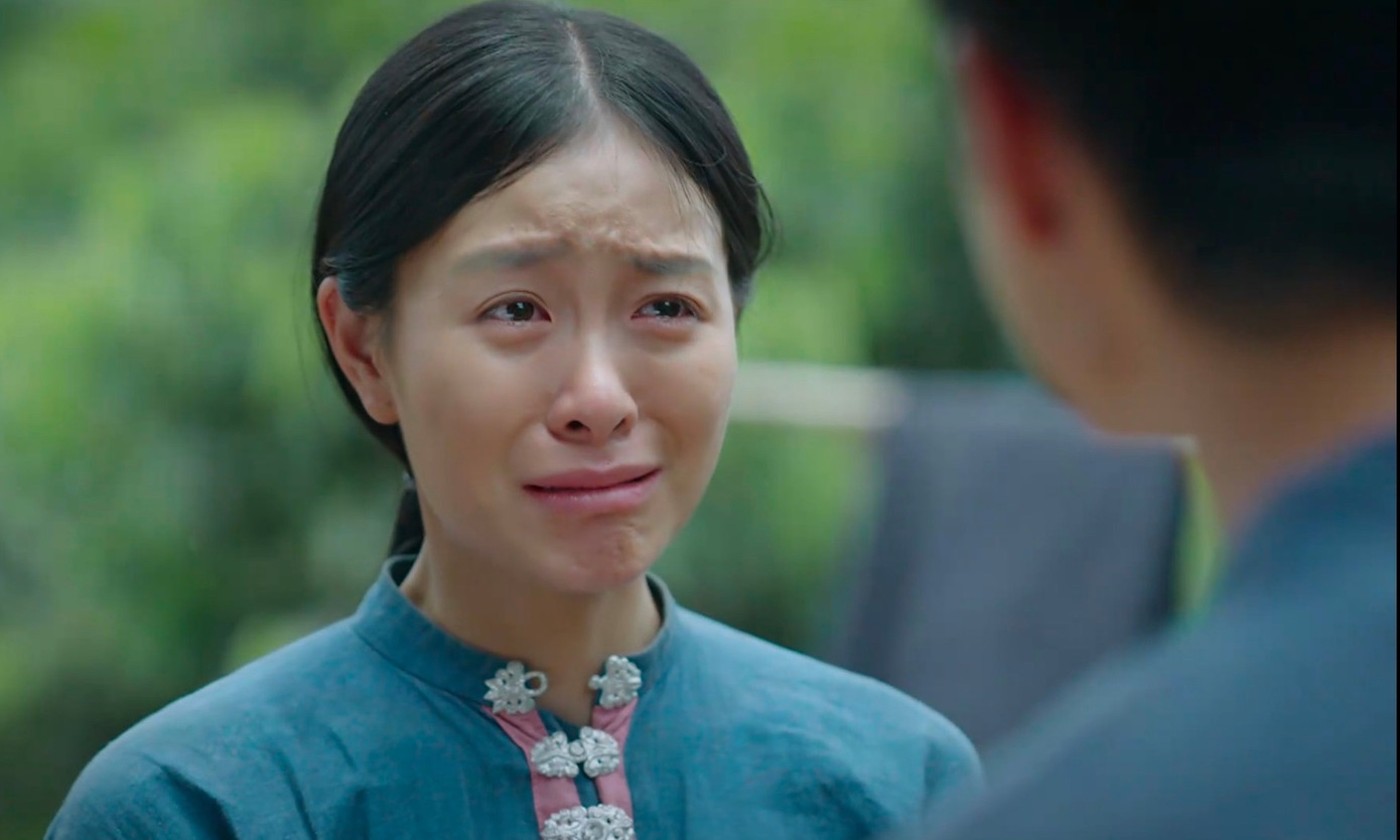 Hễ xuất hiện là Hồi lại khóc. Hễ xuất hiện là Hồi lại khóc.