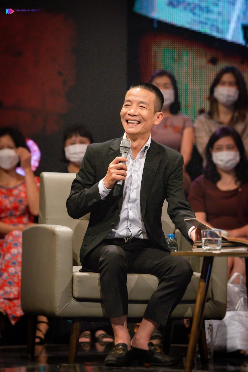 Nhà thơ Nguyễn Vĩnh Tiến Nhà thơ Nguyễn Vĩnh Tiến