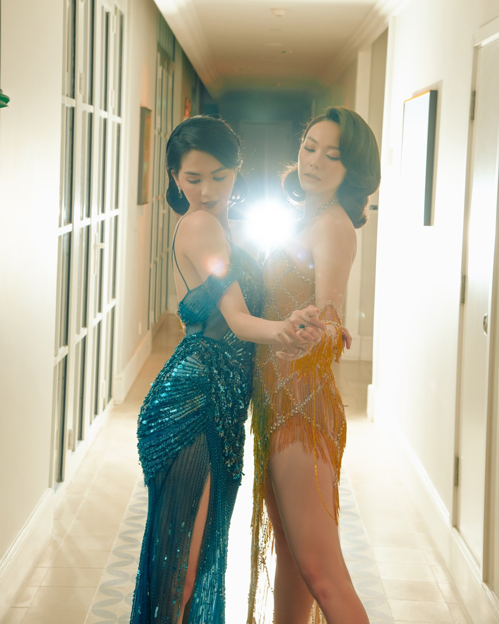 Cả hai đều nỗ lực rất nhiều cho vai diễn đại mỹ nhân Sài Gòn thế kỷ trước Cả hai đều nỗ lực rất nhiều cho vai diễn đại mỹ nhân Sài Gòn thế kỷ trước