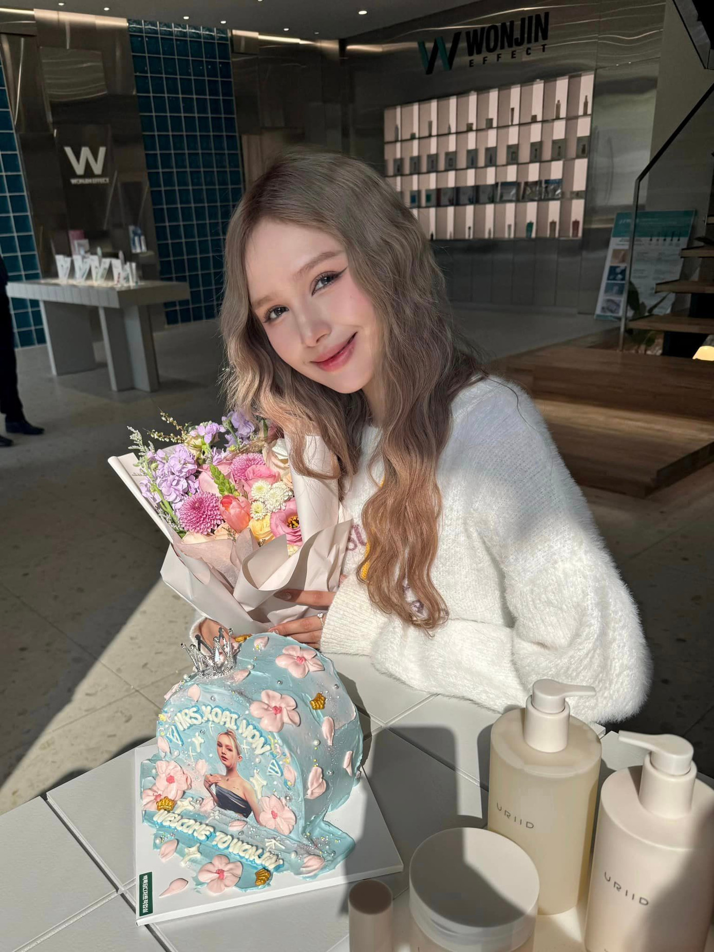 Xoài Non từng nhiều lần bị cho là nói chuyện quá vô tư. Xoài Non từng nhiều lần bị cho là nói chuyện quá vô tư.