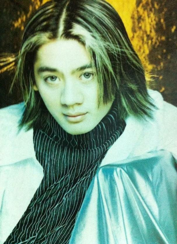 Lâm Chí Khanh từng có mối tình đồng giới với Đ.T Lâm Chí Khanh từng có mối tình đồng giới với Đ.T