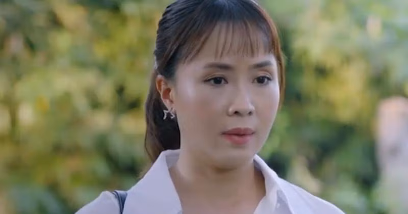 Diện mạo của Hồng Diễm bị cho là kém sắc hơn các phim khác. Diện mạo của Hồng Diễm bị cho là kém sắc hơn các phim khác.