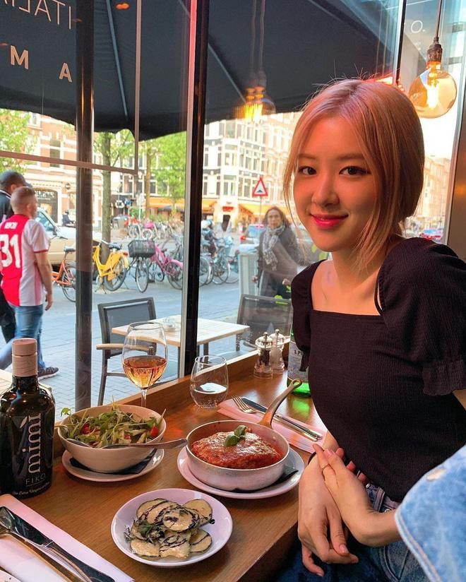 Rosé luôn ăn đủ bữa, đúng giờ