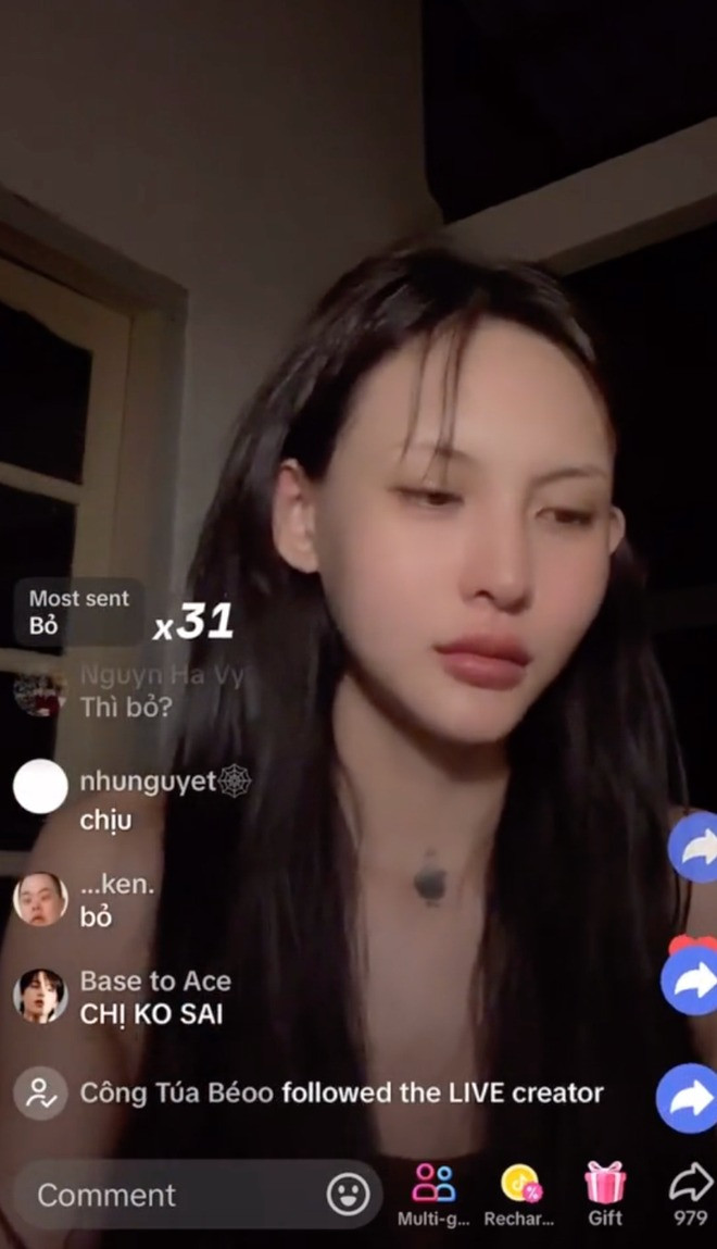 Lâm Minh khẳng định bản thân không bị thao túng tâm lý như dân mạng đồn đoán. Lâm Minh khẳng định bản thân không bị thao túng tâm lý như dân mạng đồn đoán.