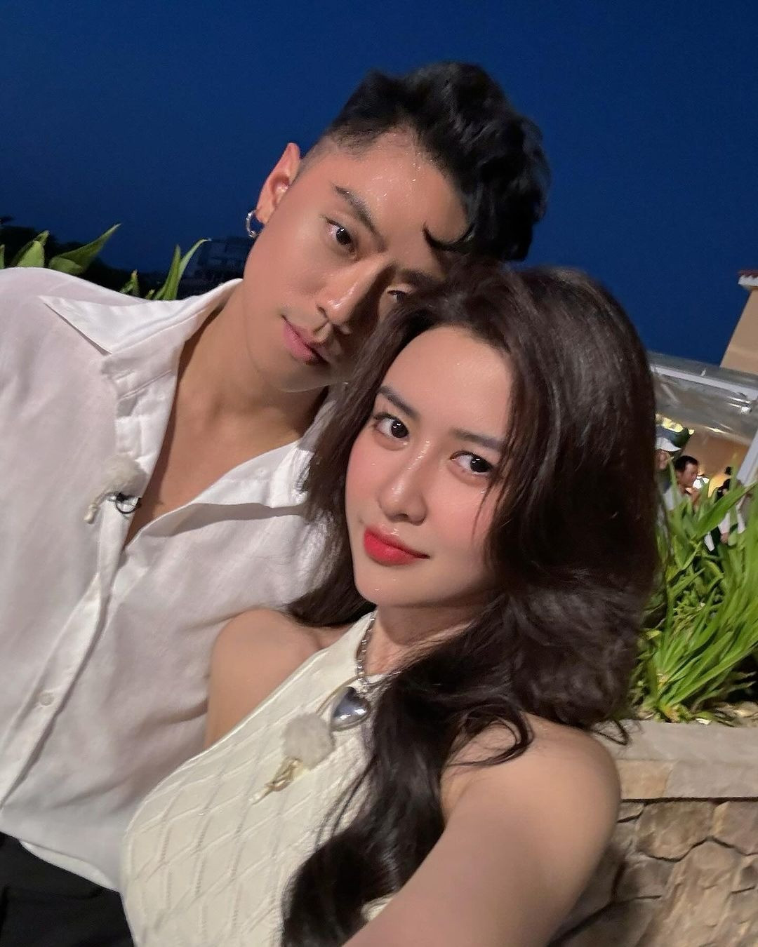 Quyên Qui thông báo đã quyết định chia tay dù cả hai vẫn còn thương nhau.