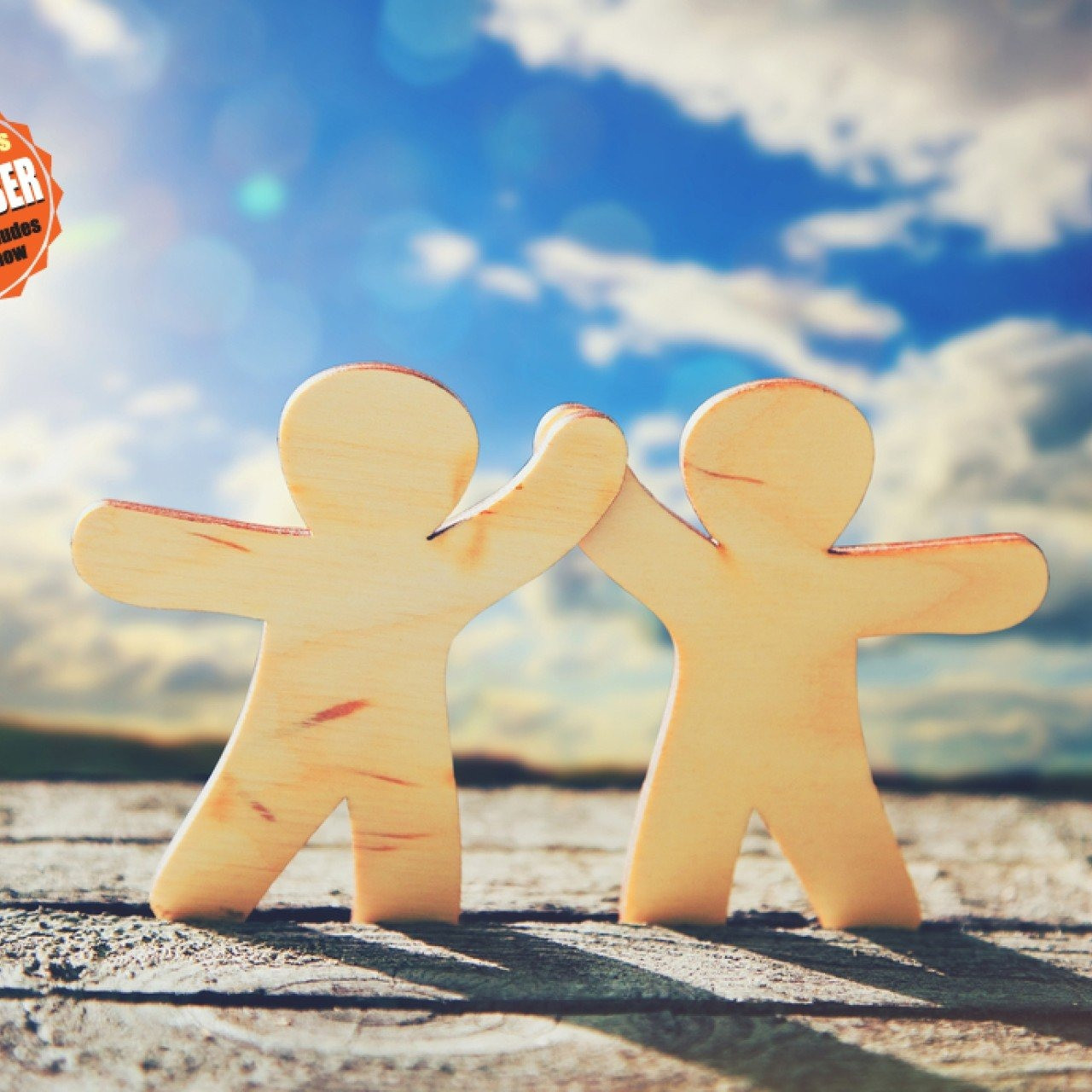 Có nhiều cách để duy trì tình bạn khi mỗi người một trường