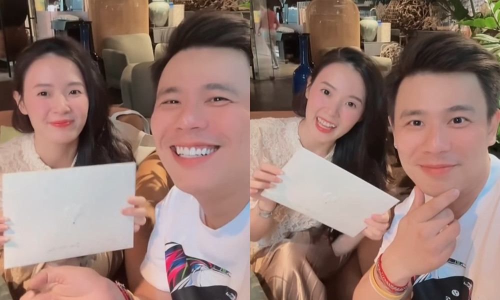 Midu rạng rỡ khi gửi thiếp mời đám cưới tới bạn bè.