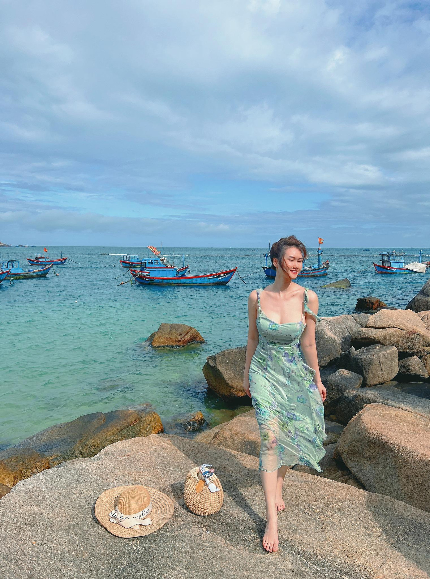 Hương Giang đi du lịch nhiều nơi trong thời gian gần đây Hương Giang đi du lịch nhiều nơi trong thời gian gần đây