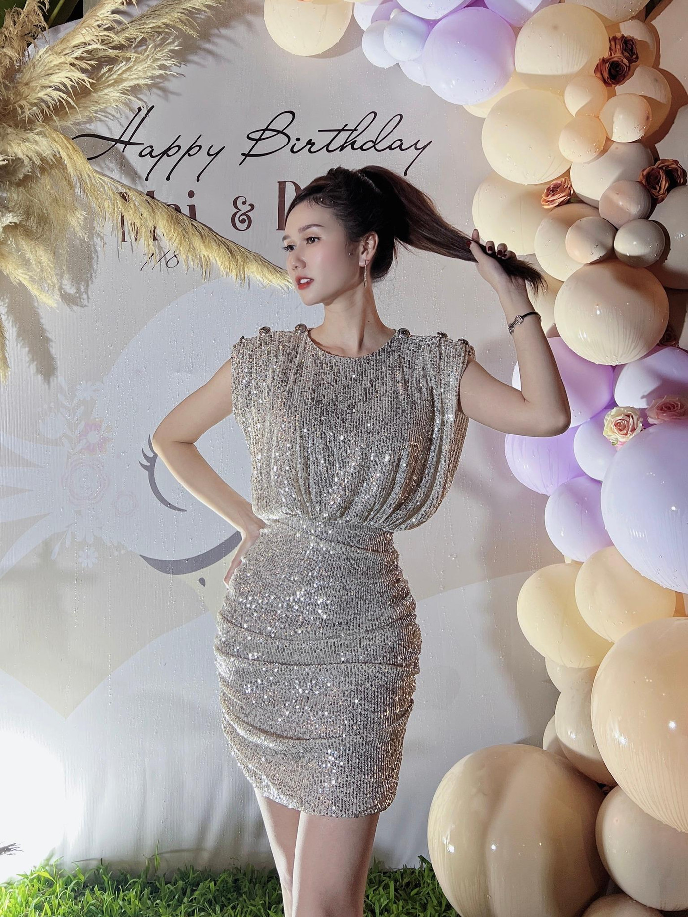 Còn bạn gái cũ của Đình Tú vẫn chưa dứt được tâm sự buồn bã