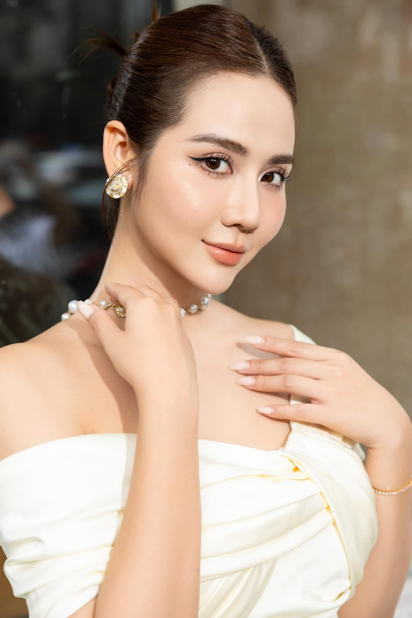 Huyền Lizzie ghi điểm vì tính cách hòa nhã thân thiện.