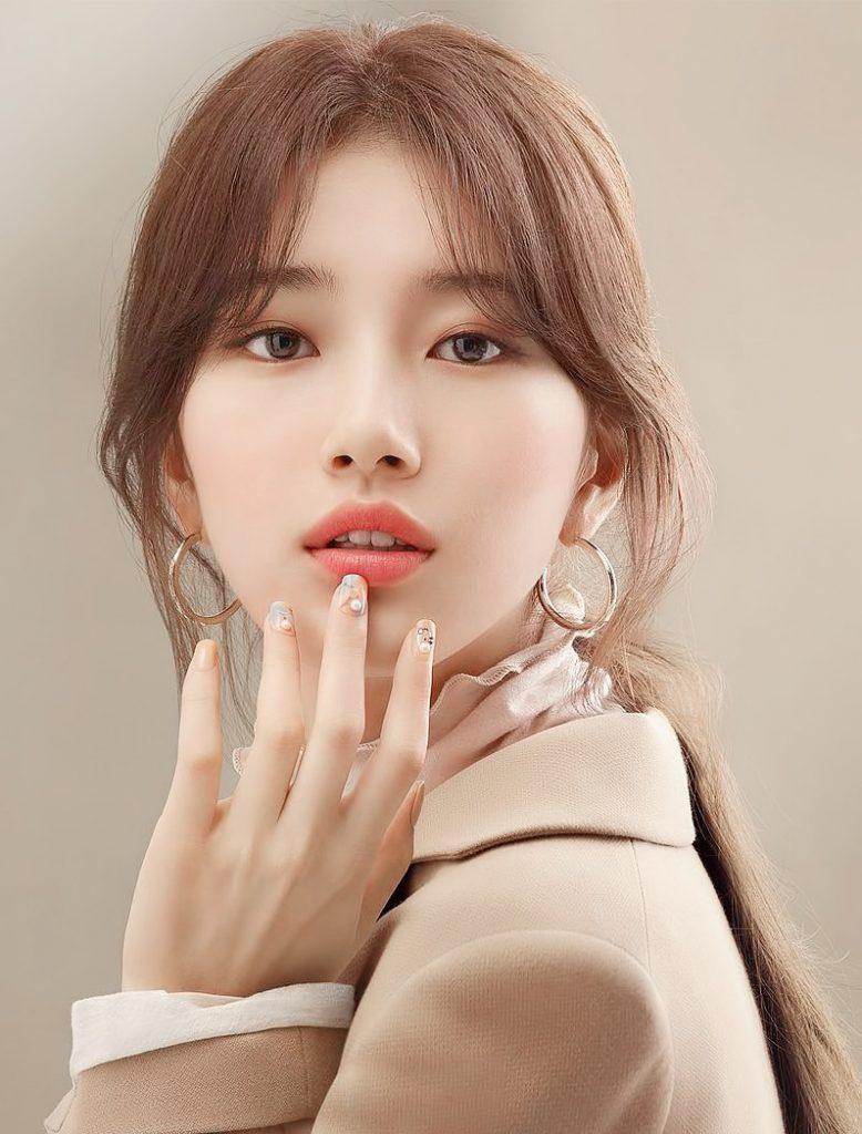 Yoona, Sulli và Suzy được xem là ba nữ idol đẹp nhất thế hệ 2