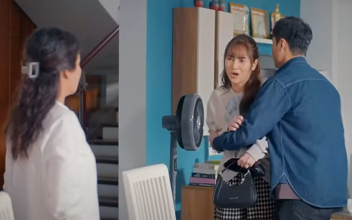 Đức Anh thường xuyên mắc kẹt giữa mẹ và vợ.