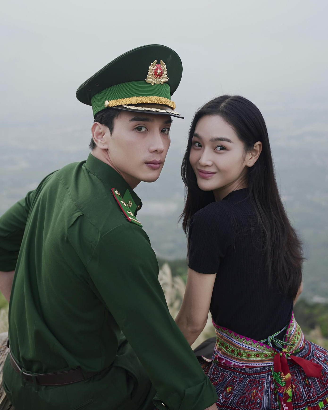 Cù Thị Trà - Thuận Nguyễn được khen đẹp đôi. Cù Thị Trà - Thuận Nguyễn được khen đẹp đôi.