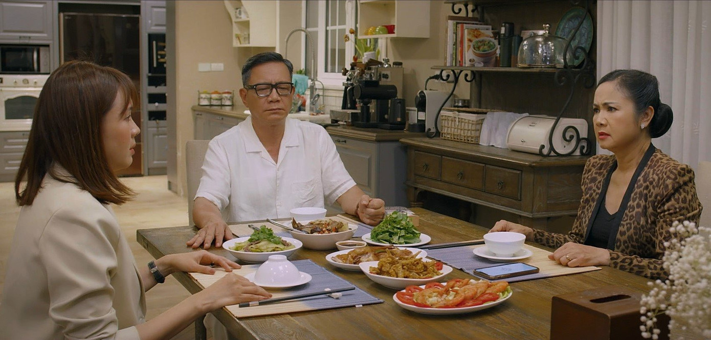 Cô đóng vai con gái của NSND Thu Hà