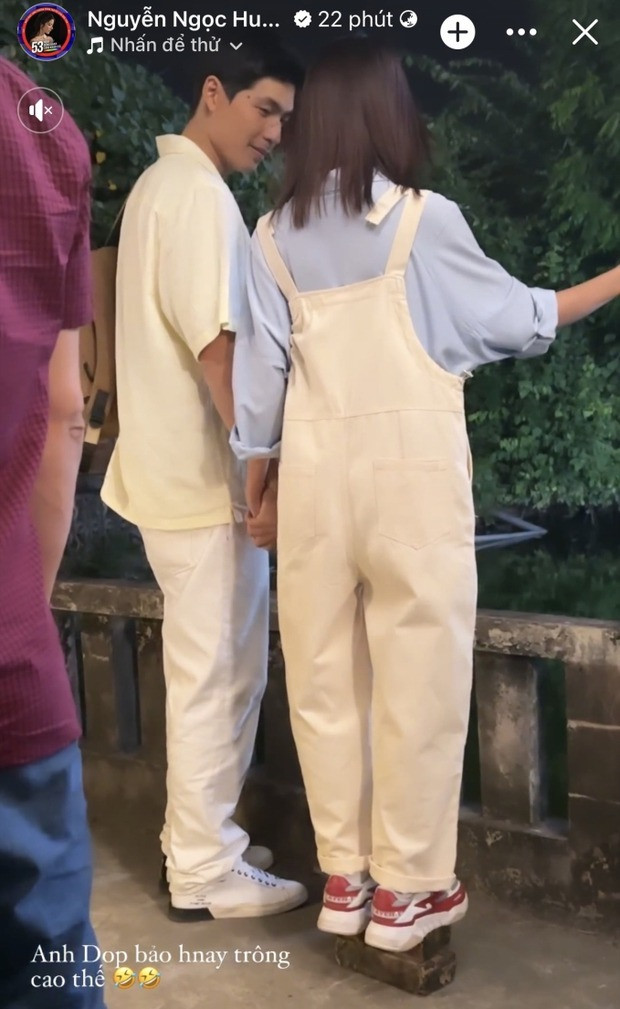 Nguyễn Ngọc Huyền khoe hậu trường hài hước.