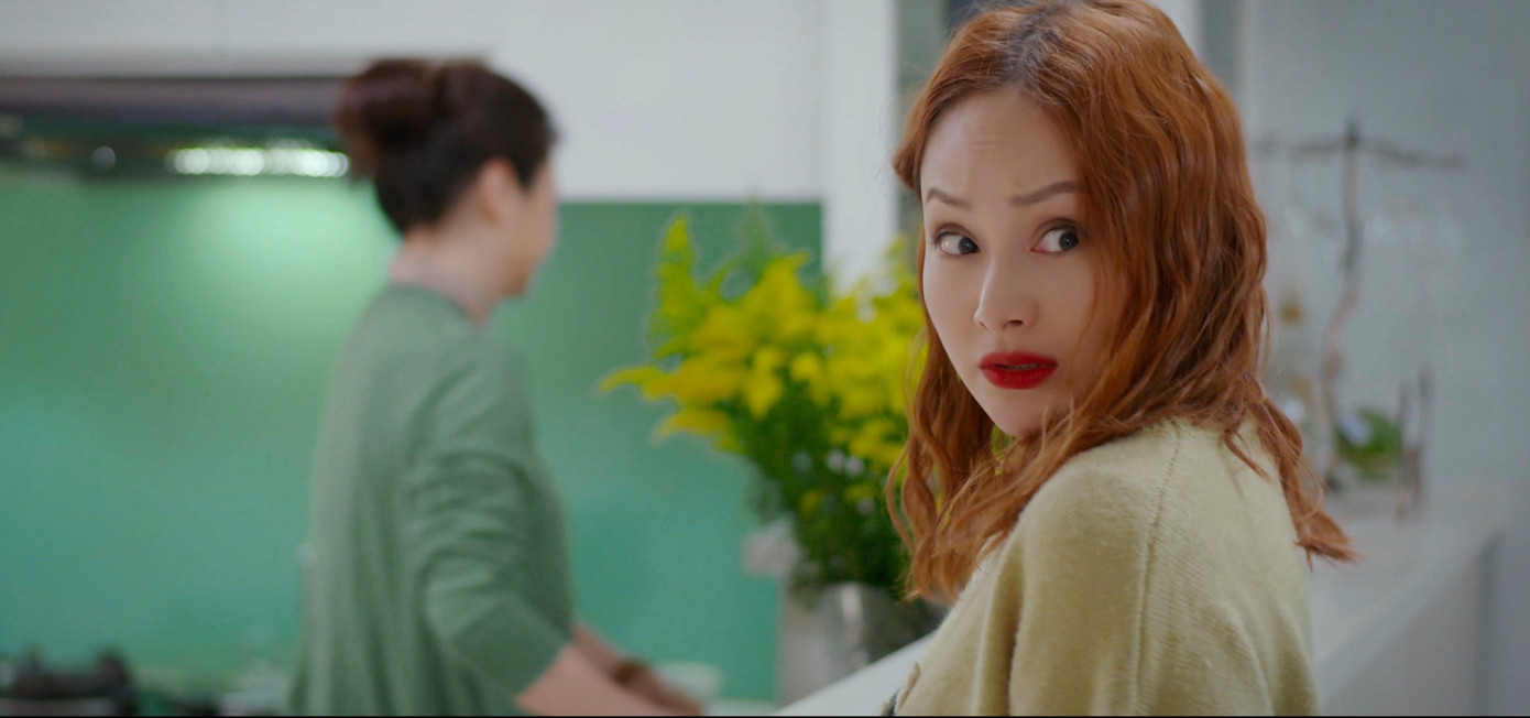 Lan Phương được khen diễn duyên mà không lố. Lan Phương được khen diễn duyên mà không lố.