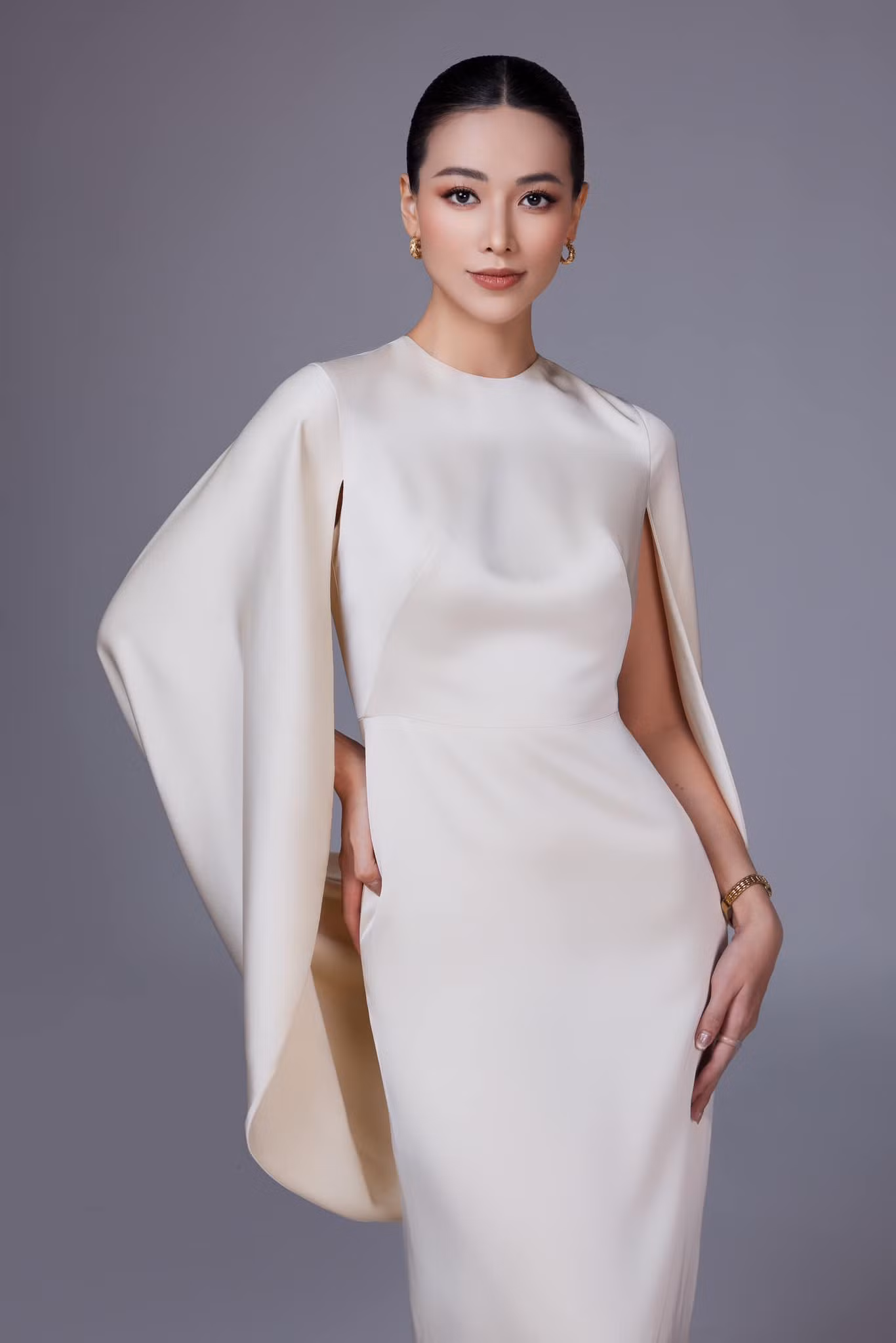 Ít tham gia showbiz nhưng Hoa hậu Phương Khánh vẫn giữ được nhan sắc rạng ngời.