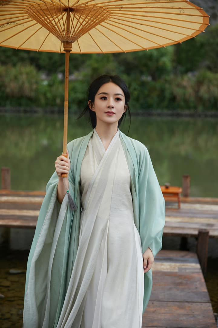 Triệu Lệ Dĩnh vẫn có màn tái xuất thành công.