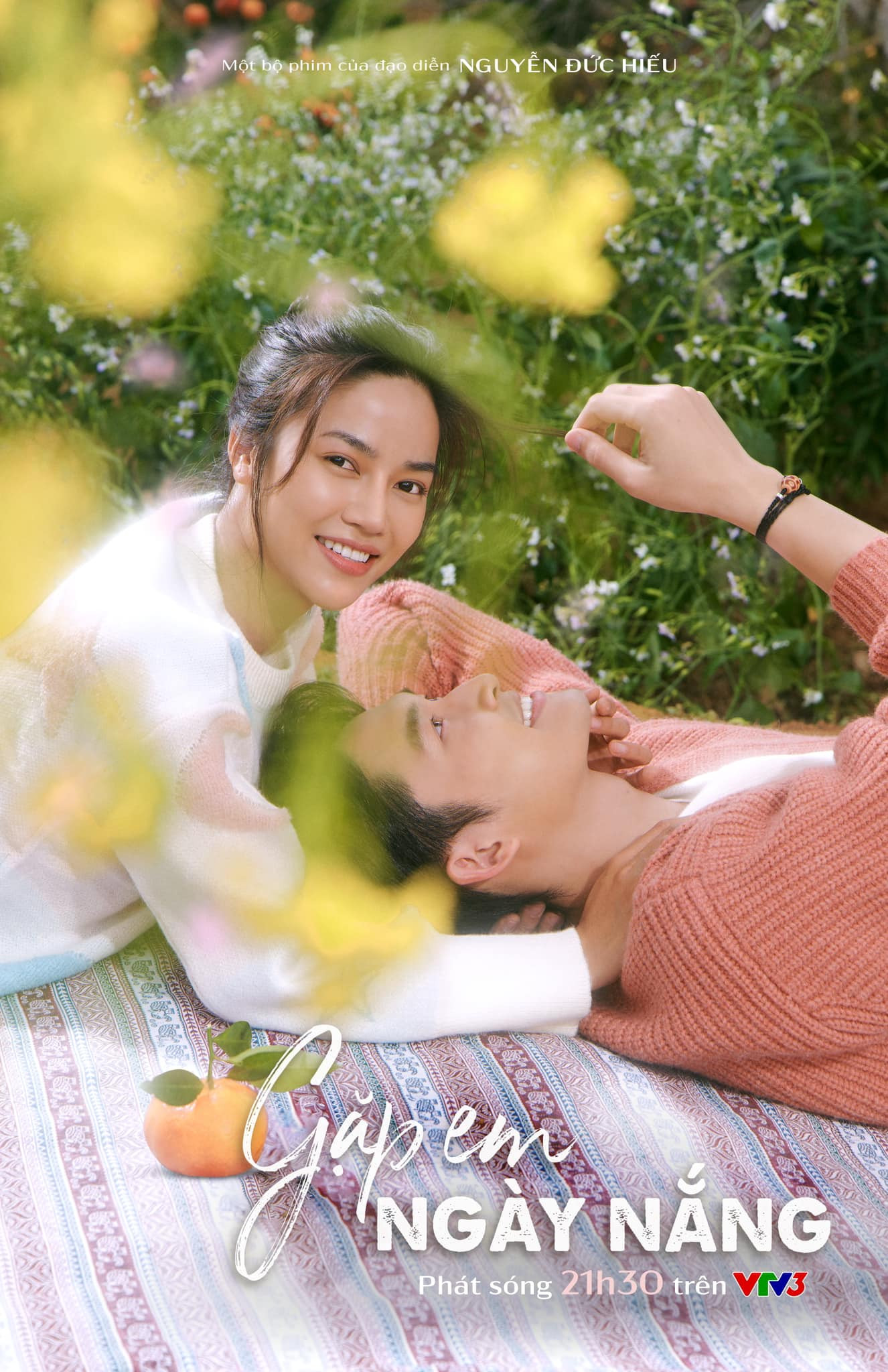 Anh Đào, Đình Tú ngọt ngào trong Gặp Em Ngày Nắng.