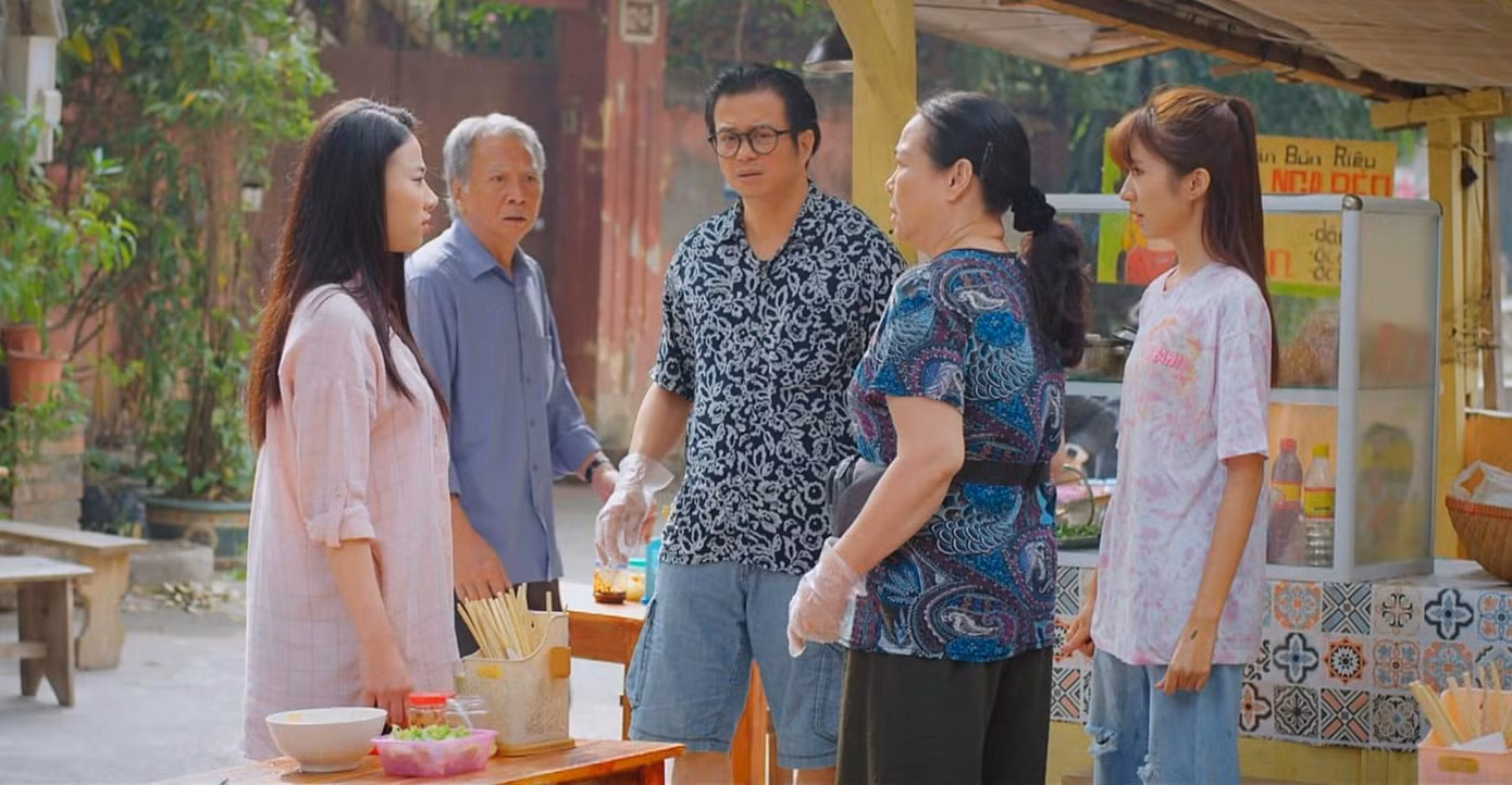 Bà Nga đau khổ vì con gái mang tiếng là "kẻ thứ ba"