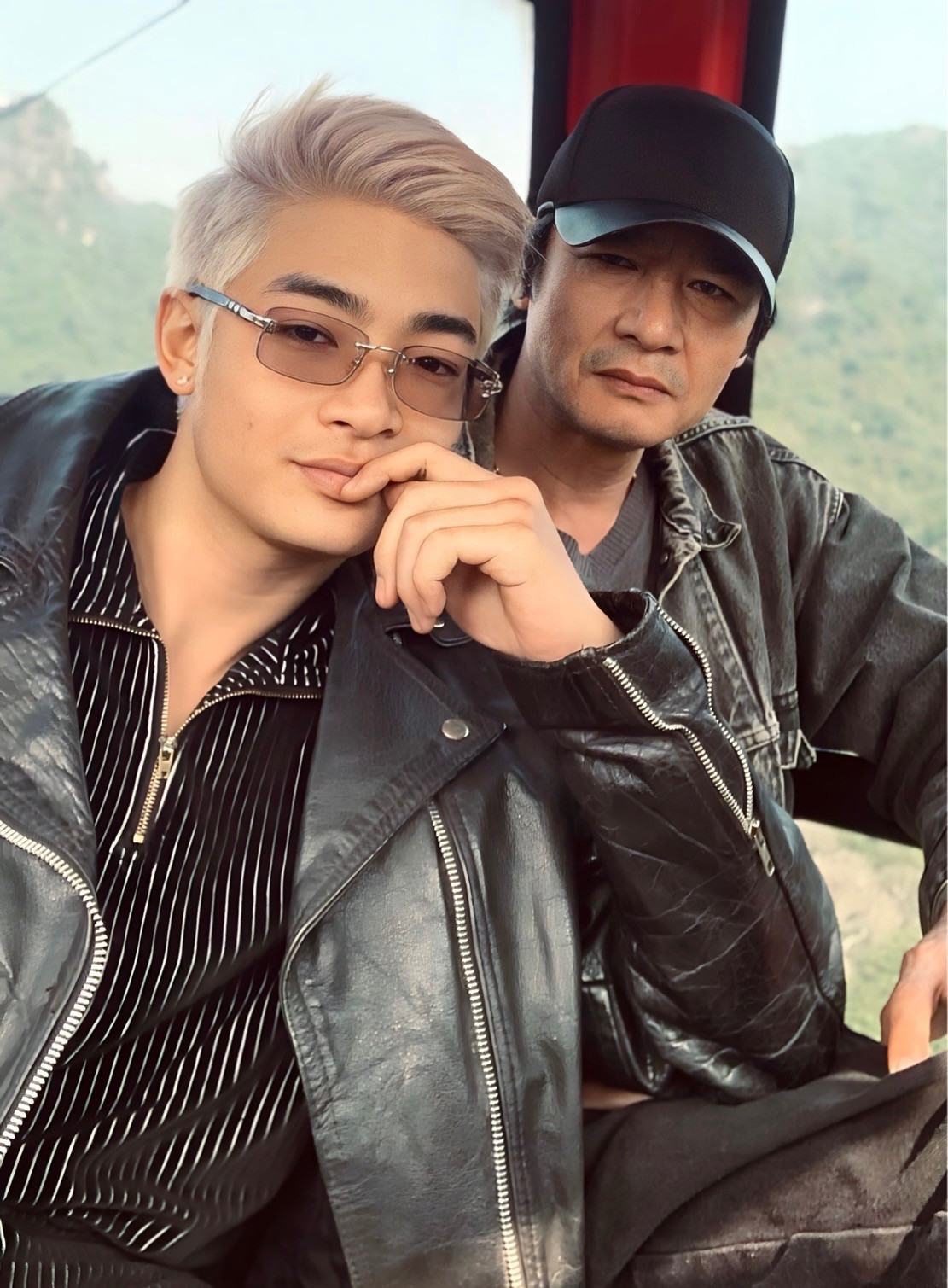 Hoài Vũ là con trai của NSƯT Võ Hoài Nam. Hoài Vũ là con trai của NSƯT Võ Hoài Nam.