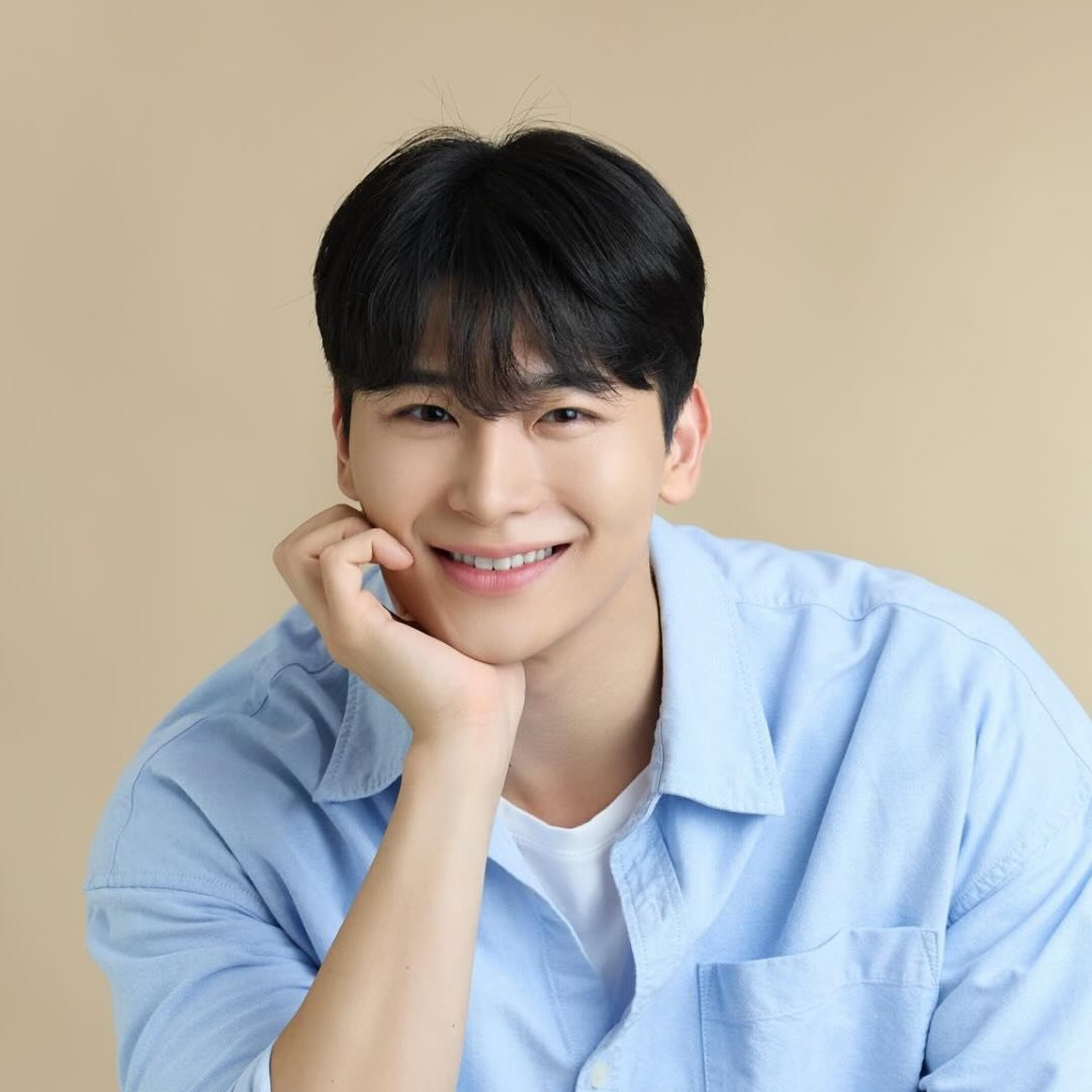 Đoạn tin nhắn được cho là của Minuk gửi tới người hâm mộ. Đoạn tin nhắn được cho là của Minuk gửi tới người hâm mộ.