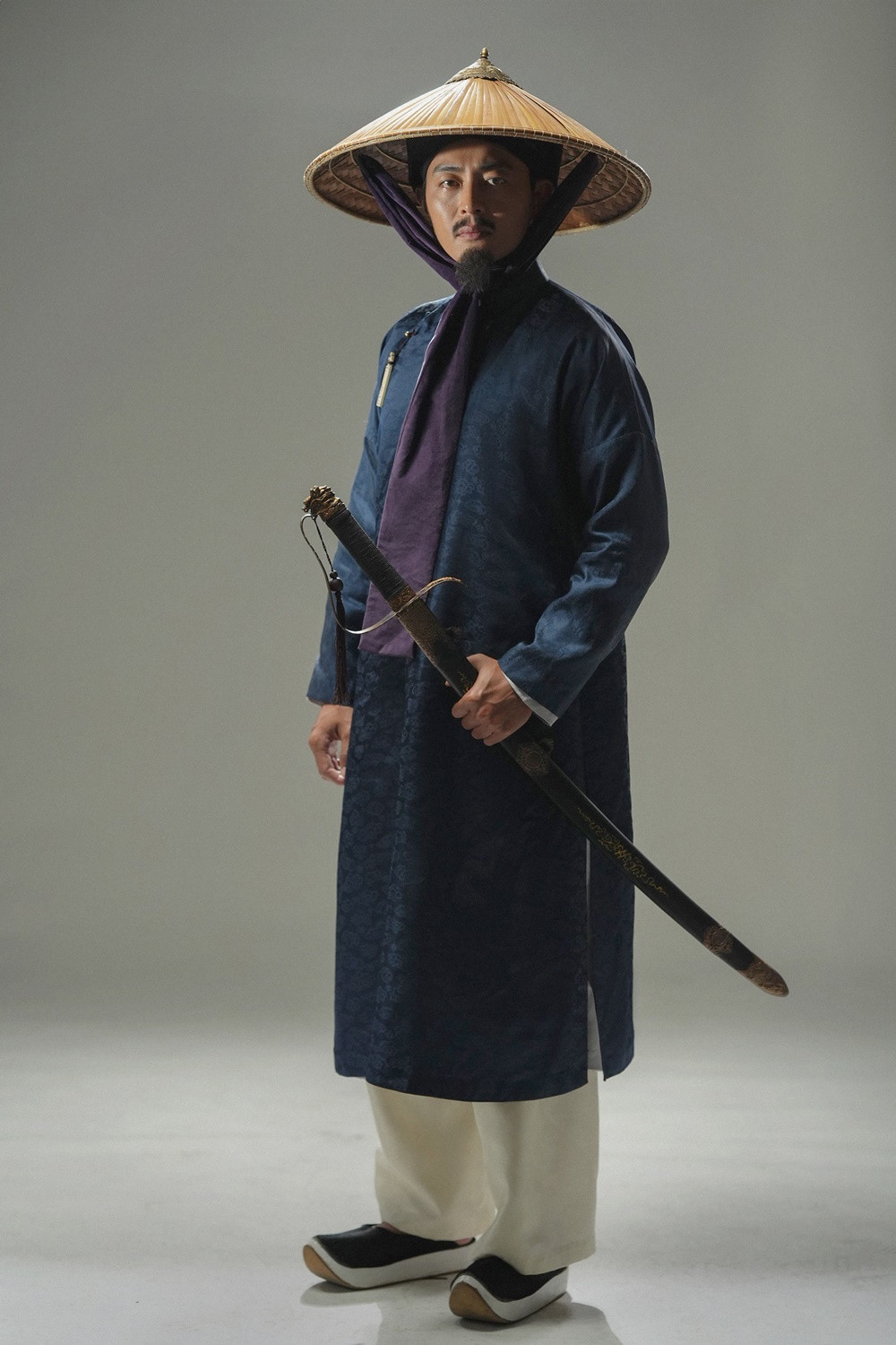 Thám tử Kiên giờ đã có phim riêng, chính thức trở thành nhân vật chính. Thám tử Kiên giờ đã có phim riêng, chính thức trở thành nhân vật chính.