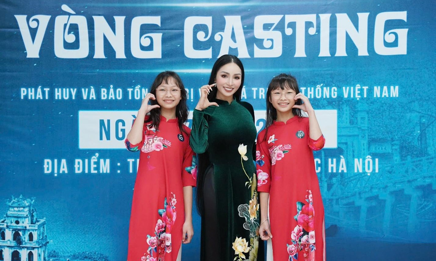 Các bạn học sinh hào hứng đến với vòng casting. Các bạn học sinh hào hứng đến với vòng casting.