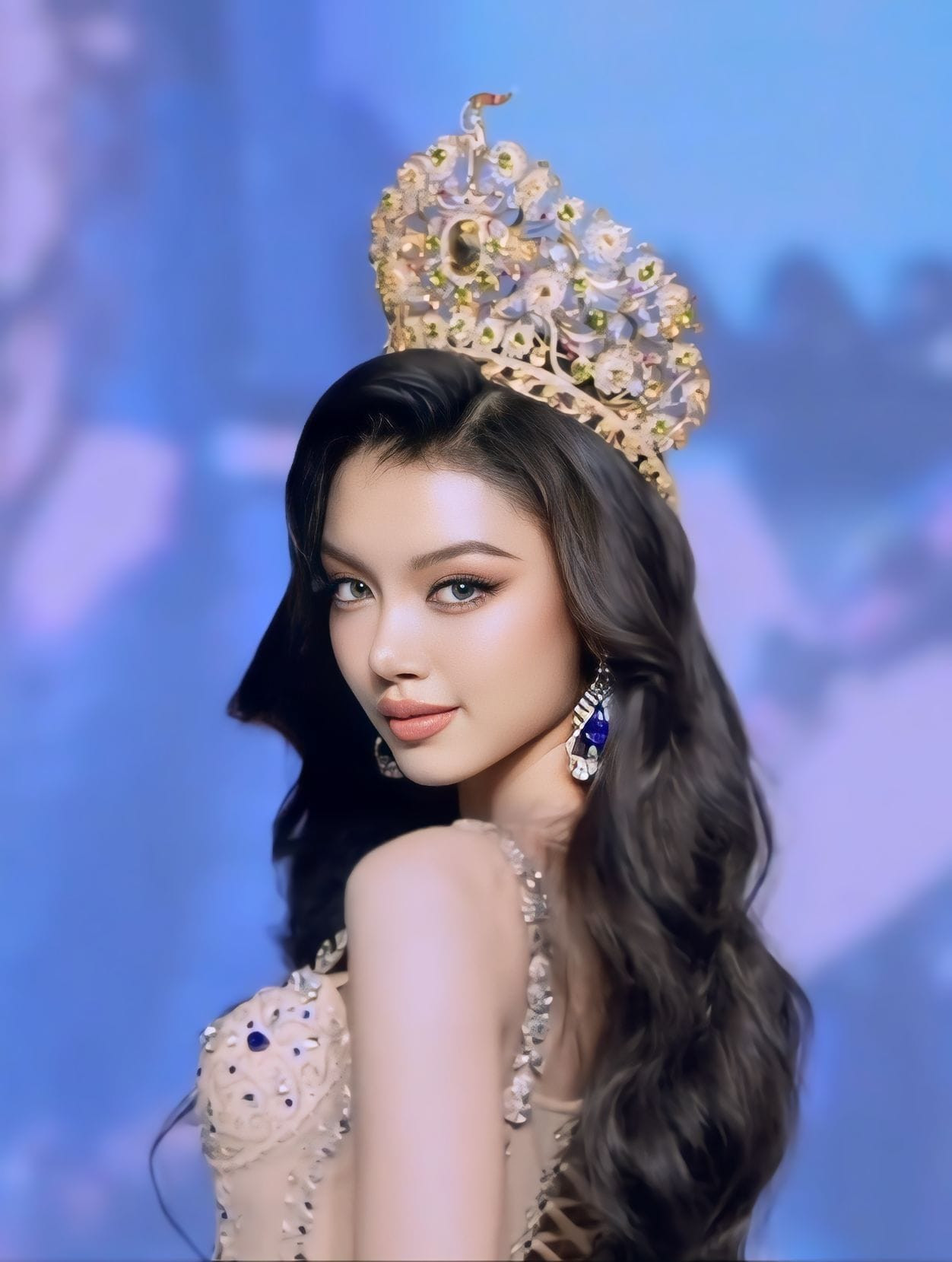 Đại diện Myanmar đang được dự đoán sẽ thành Hoa hậu. Đại diện Myanmar đang được dự đoán sẽ thành Hoa hậu.