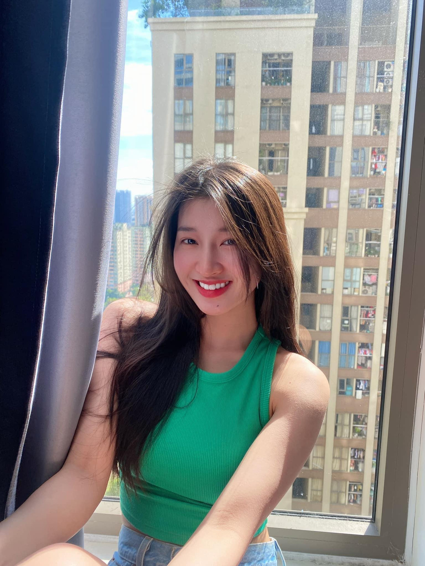 Nhan sắc của Phương Nhi bất chấp mọi loại cam thường Nhan sắc của Phương Nhi bất chấp mọi loại cam thường