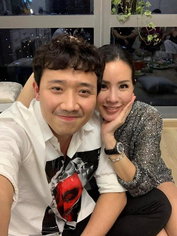 Thu Hoài chơi thân với Trấn Thành. Thu Hoài chơi thân với Trấn Thành.