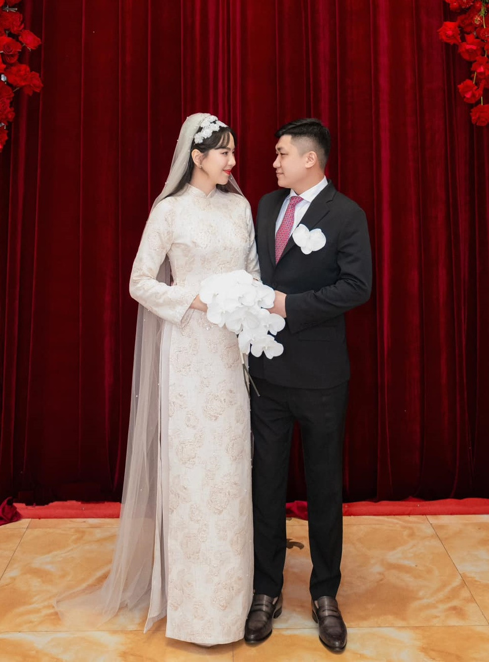 Sau khi kết hôn, "cô gái thời tiết" Mai Ngọc mới khoe tin vui đến khán giả.