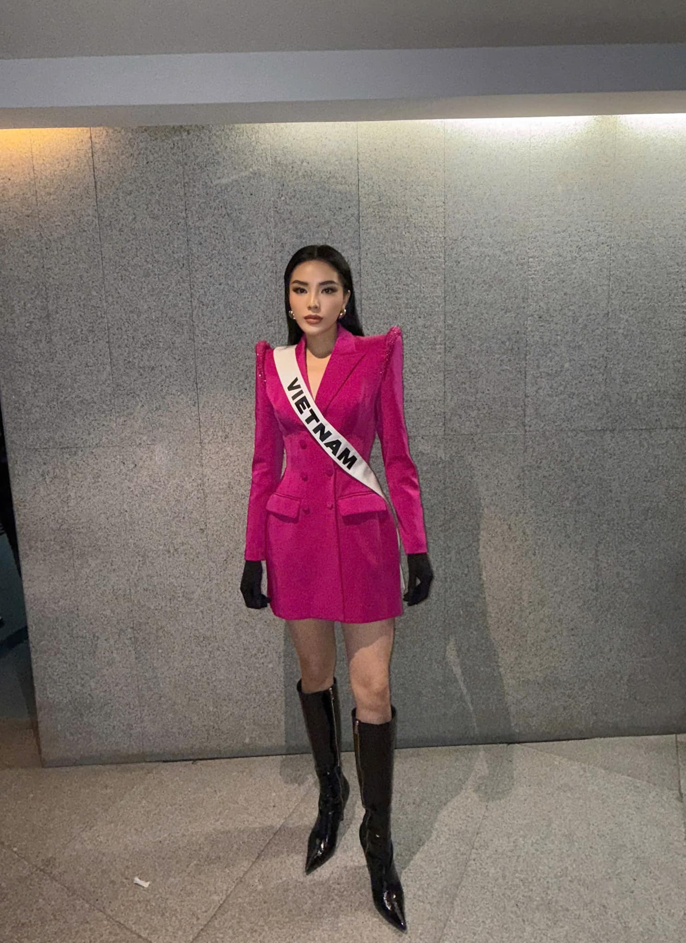 Phong cách này được khen rất hợp với Kỳ Duyên. Phong cách này được khen rất hợp với Kỳ Duyên.