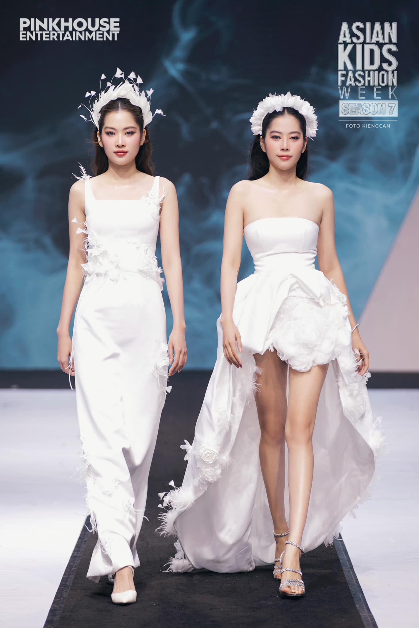 Nam Em khẳng định tình cảm chị em với Nam Anh vẫn tốt đẹp.