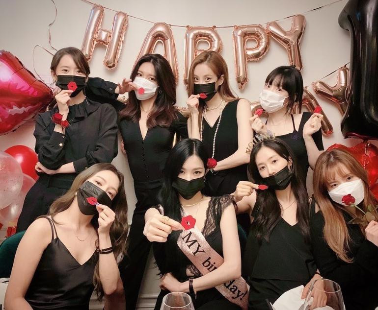 SNSD bất ngờ lọt Top SNSD bất ngờ lọt Top