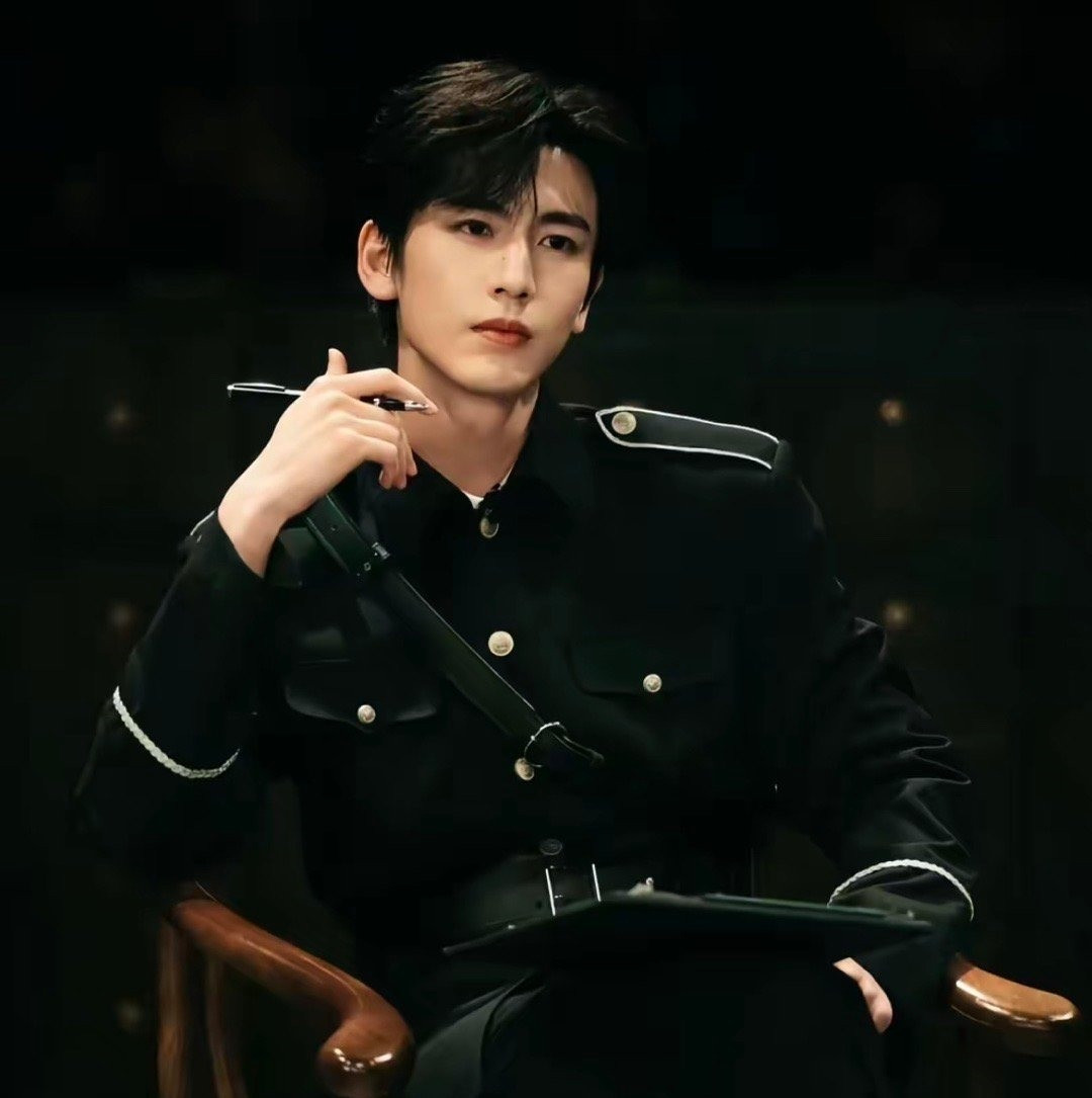 Tạo hình của hai người cũng rất đẹp.