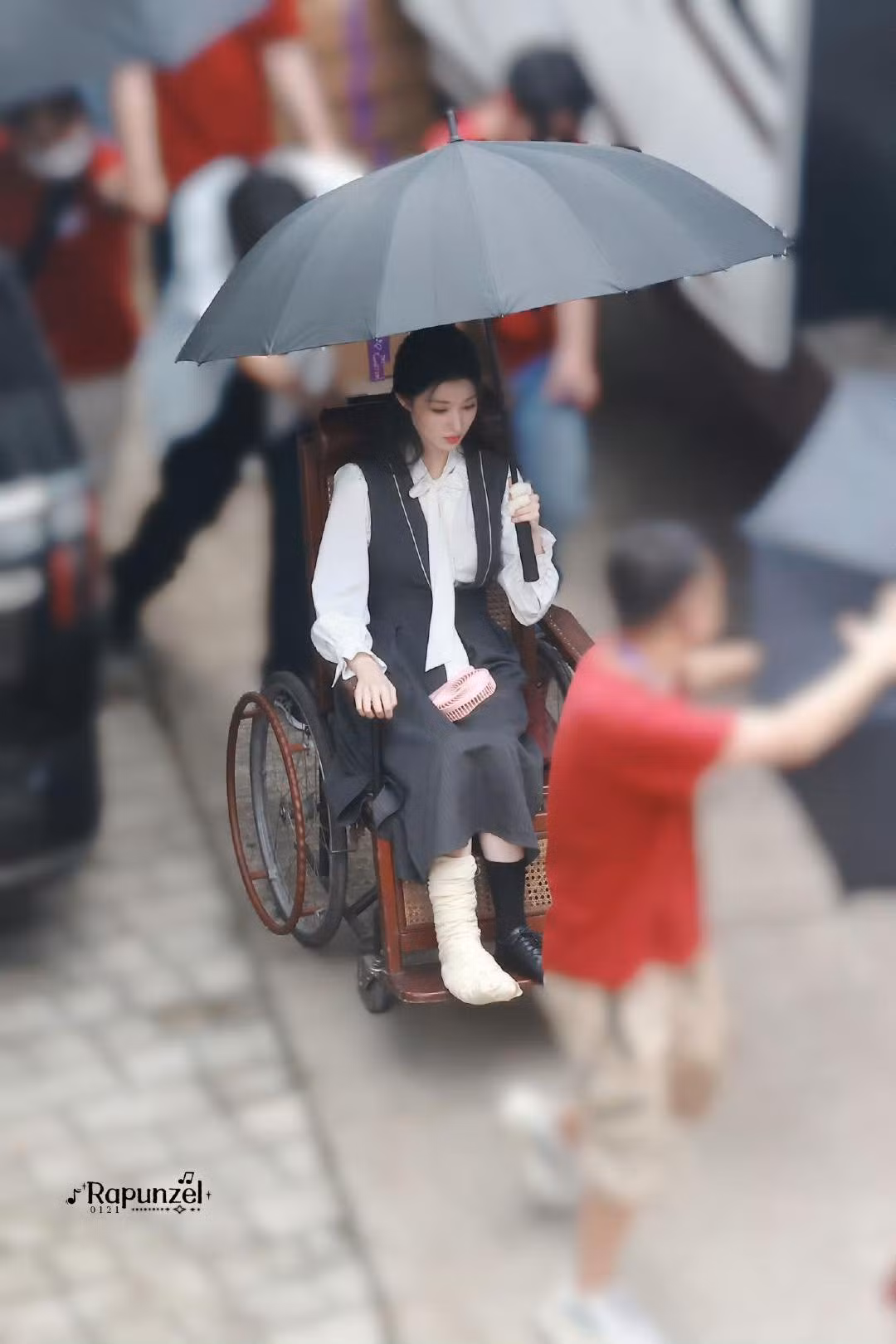 Vương Sở Nhiên trong một cảnh quay.