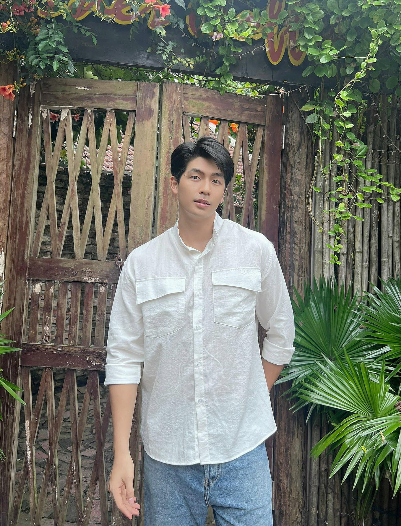 Cả bốn người đều là diễn viên quen thuộc, được nhiều bạn trẻ yêu thích.