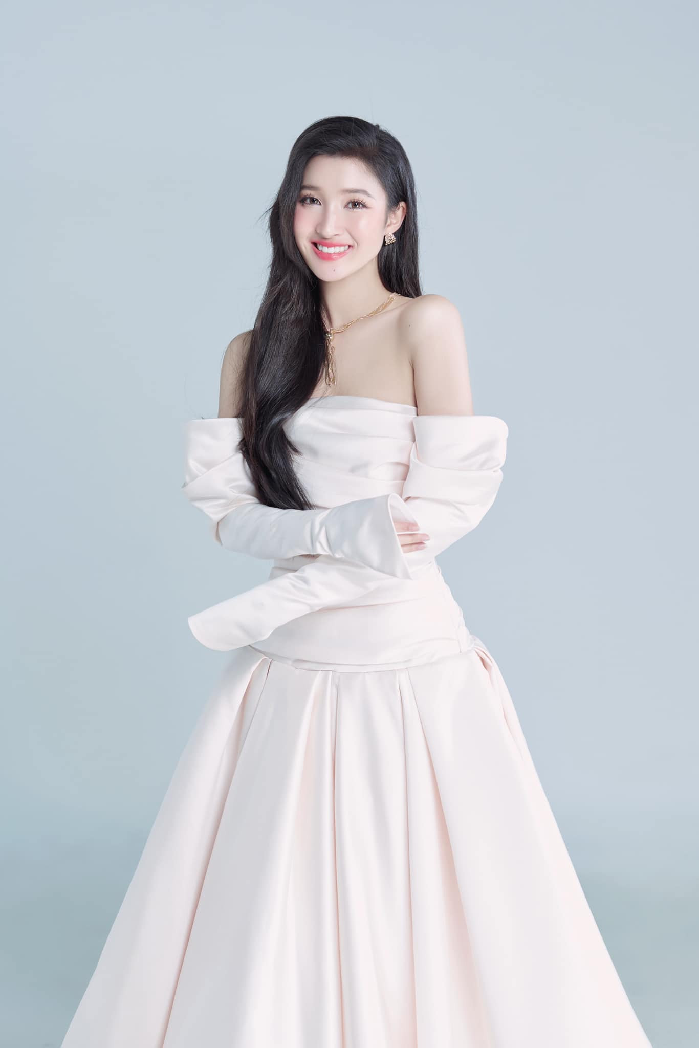 Nàng hậu đã vượt được "lời nguyền Miss Visit Japan".