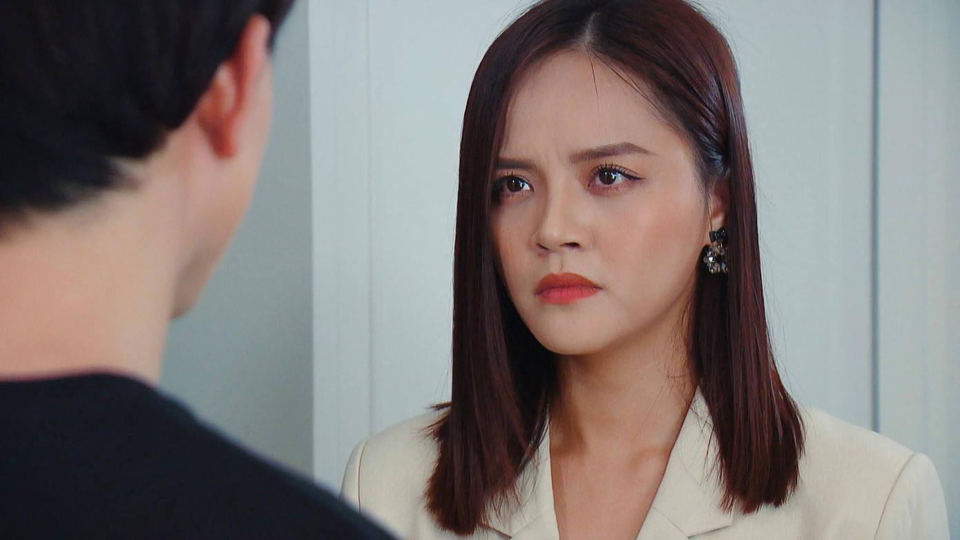 Thu Quỳnh cũng bị nhiều lời chê về diễn xuất Thu Quỳnh cũng bị nhiều lời chê về diễn xuất