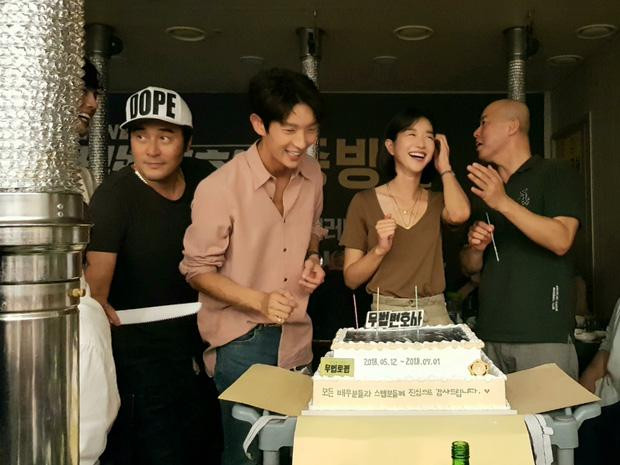 Một người khác khen Seo Ye Ji tốt bụng, chu đáo