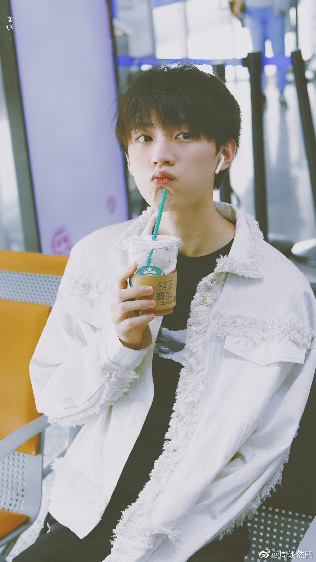 Cô chuẩn bị đóng phim mới cùng Chu Dực Nhiên. Cô chuẩn bị đóng phim mới cùng Chu Dực Nhiên.