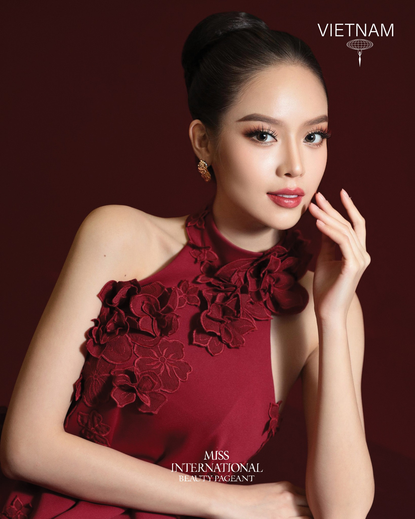 Thanh Thủy kiêu kỳ trong bức ảnh Glamshot. Thanh Thủy kiêu kỳ trong bức ảnh Glamshot.
