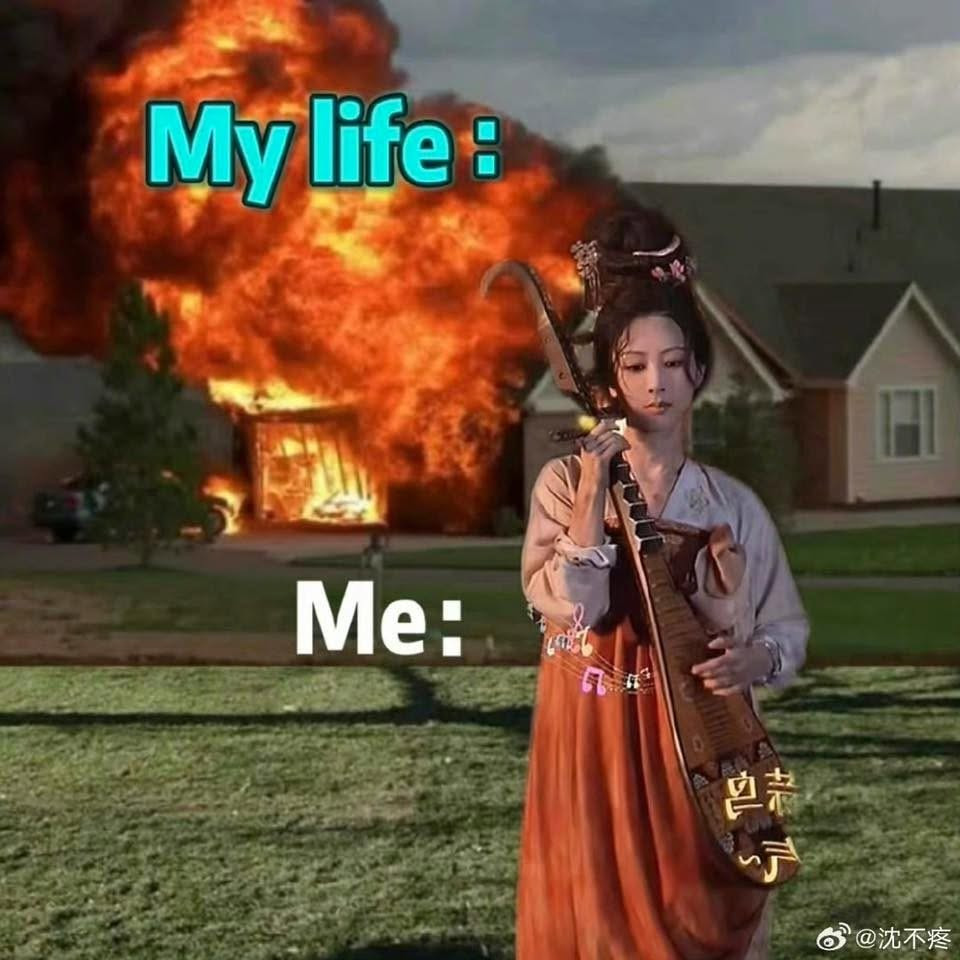 Nhưng chẳng ngờ cảnh này lại được netizen đua nhau chế ảnh.