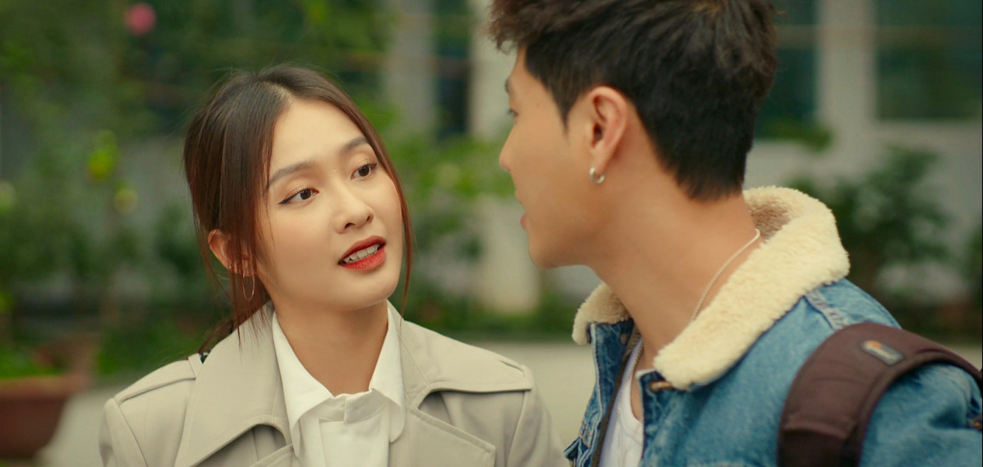 Cô cho rằng ở nhà chồng rất thoải mái. Cô cho rằng ở nhà chồng rất thoải mái.