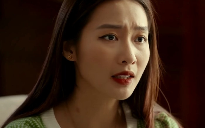 Quyết định của Trâm Anh khiến mẹ đẻ nổi giận. Quyết định của Trâm Anh khiến mẹ đẻ nổi giận.