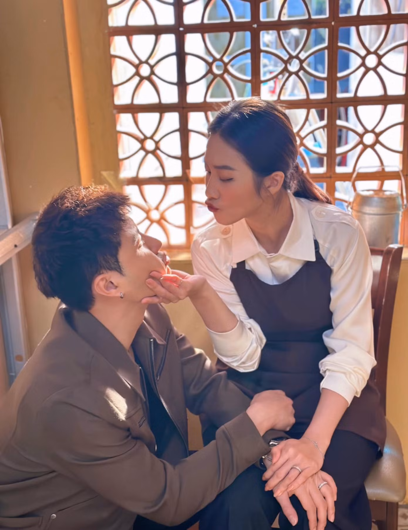 Bạn diễn nào đẹp đôi hơn với Thanh Sơn?