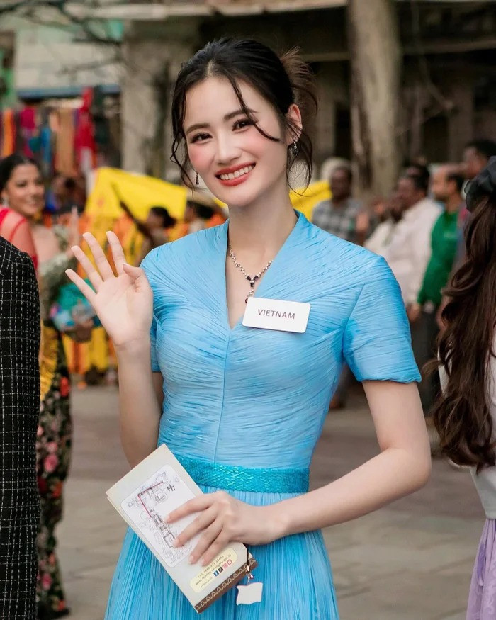 Ý Nhi có phong độ tốt từ đầu cuộc thi Miss World 2025. Ý Nhi có phong độ tốt từ đầu cuộc thi Miss World 2025.