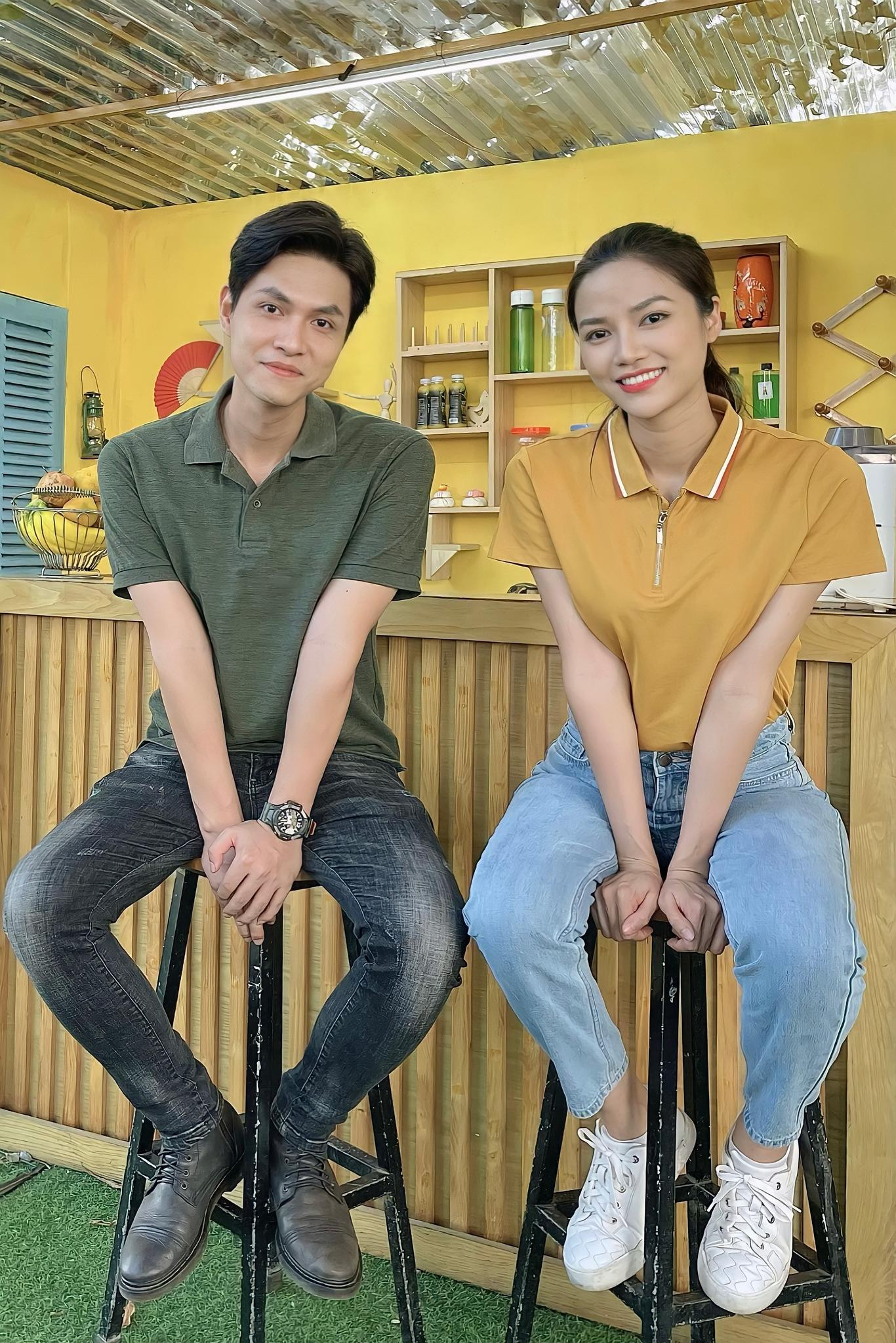 Nam phụ Nghĩa có lý lịch đẹp hơn nhiều Nam phụ Nghĩa có lý lịch đẹp hơn nhiều